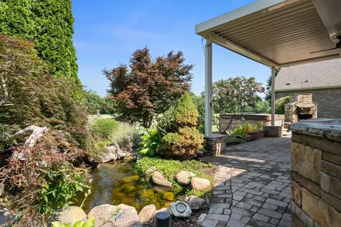 Exterior - 417 Eclipse Dr, Murfreesboro, TN 37129 photo 10 of 14