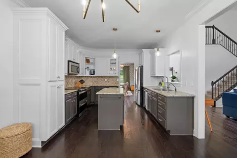 Kitchen - 417 Eclipse Dr, Murfreesboro, TN 37129 photo 2 of 5