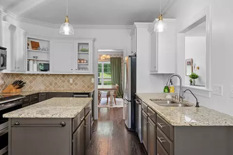 Kitchen - 417 Eclipse Dr, Murfreesboro, TN 37129 photo 4 of 5