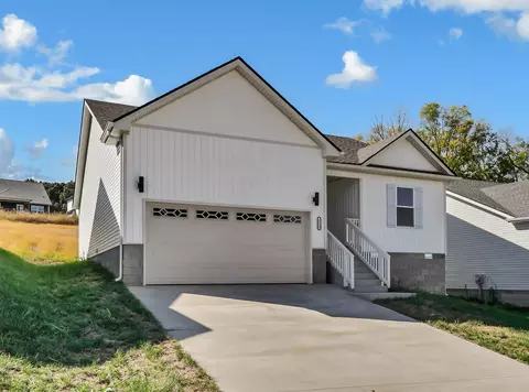 1158 Tybee Dr, Clarksville, TN 37042