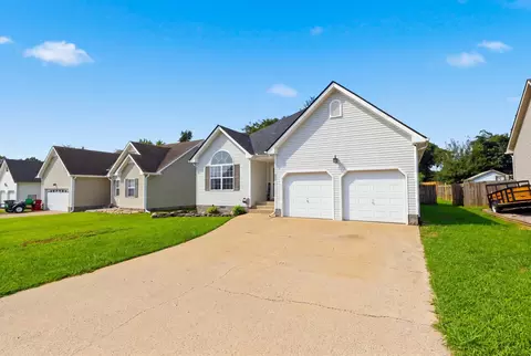 888 Cindy Jo Ct, Clarksville, TN 37040