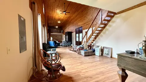 Entry Way - 309 Charley Davis Rd, Goodspring, TN 38460 photo 3 of 6