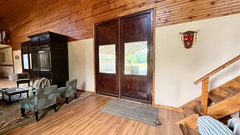 Entry Way - 309 Charley Davis Rd, Goodspring, TN 38460 photo 2 of 6