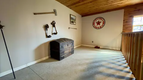 Entry Way - 309 Charley Davis Rd, Goodspring, TN 38460 photo 4 of 6