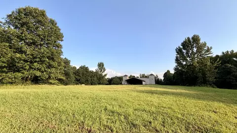 Exterior - 309 Charley Davis Rd, Goodspring, TN 38460 photo 11 of 21