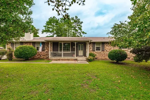 111 Paxton Dr, Hendersonville, TN 37075