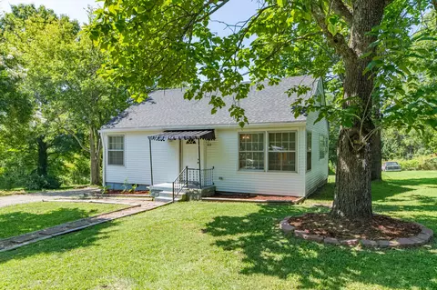 322 W Berkley Cir, Lewisburg, TN 37091