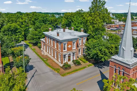 296 S Main St, Russellville, KY 42276