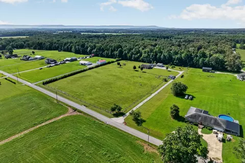 View/Area - 130 Bell Rd, Morrison, TN 37357 photo 6 of 10