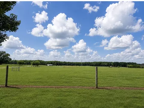130 Bell Rd, Morrison, TN 37357 photo 3