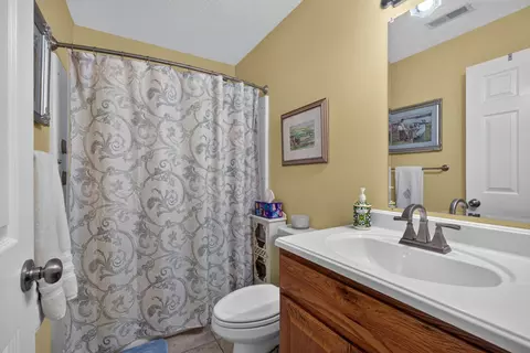 Bath - 130 Bell Rd, Morrison, TN 37357 photo 1 of 4