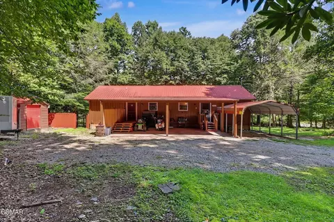 3319 Rocky Ridge Rd, Cosby, TN 37722