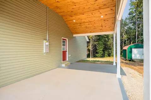 Exterior - 155 Mitchell St, Hohenwald, TN 38462 photo 4 of 4