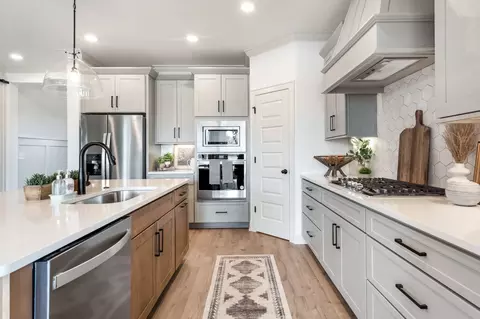 Kitchen - 6918 Wayana, Murfreesboro, TN 37129 photo 4 of 5