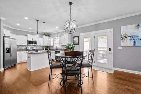101 Brumfield Ct, Clarksville, TN 37043