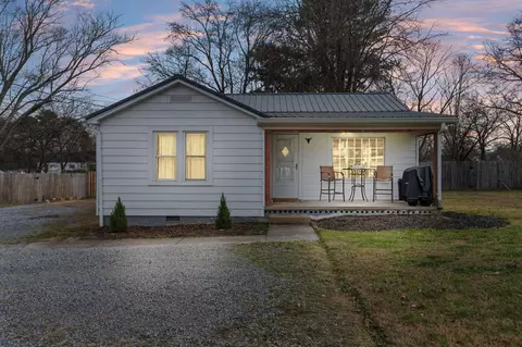 910 Georgetown Rd NW, Cleveland, TN 37311