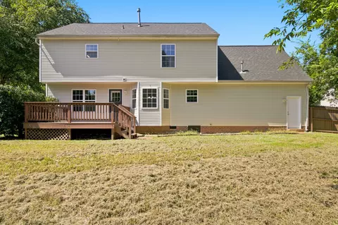 Exterior - 2240 Hayward Ln, Spring Hill, TN 37174 photo 4 of 8