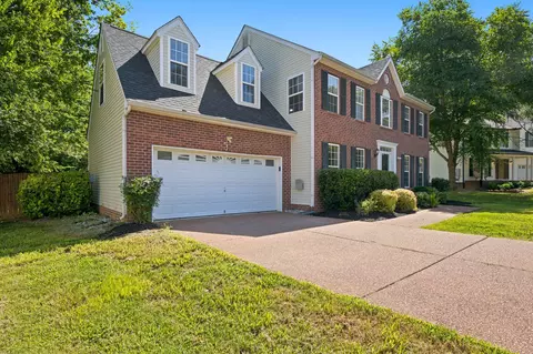 Exterior - 2240 Hayward Ln, Spring Hill, TN 37174 photo 2 of 8