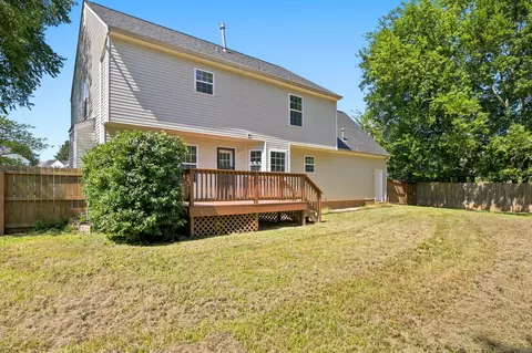 Exterior - 2240 Hayward Ln, Spring Hill, TN 37174 photo 6 of 8