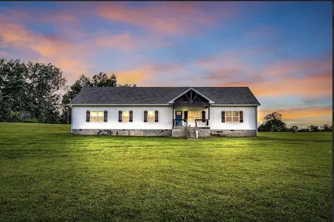 271 Louis Tuttle Rd, Westmoreland, TN 37186