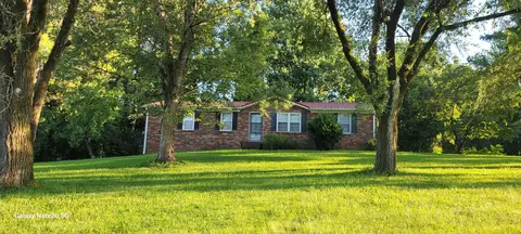 1025 Glenn Ave, Lewisburg, TN 37091