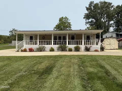 3406 Bridges Chapel Rd, Dandridge, TN 37725