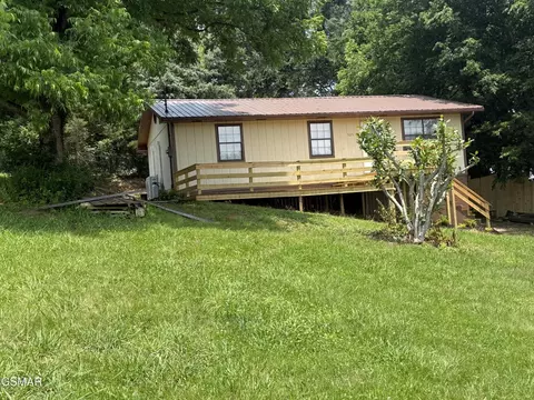 525 Freeman Ave, Newport, TN 37821
