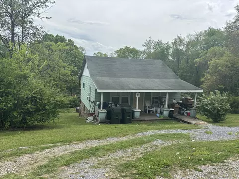 576 Woodlawn Ave, Newport, TN 37821