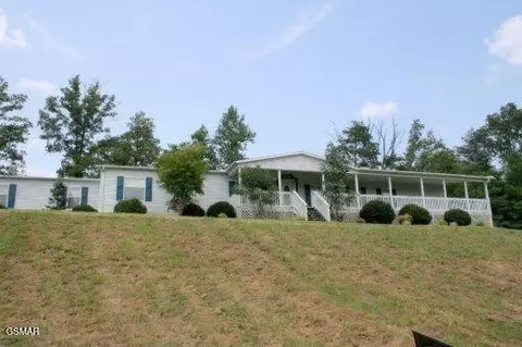 486 Mcgaha Chapel Rd, Cosby, TN 37722