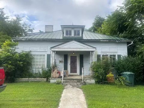 609 W Main St, Greeneville, TN 37743