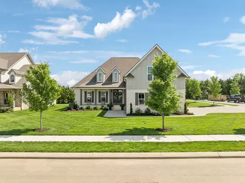 1009 Stone Creek Ln, Lebanon, TN 37087
