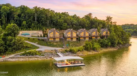 430 Sugar Cove Way, Newport, TN 37821