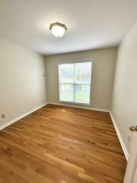 Bedroom - 127 Silver Leaf Cir, Dickson, TN 37055 photo 3 of 5