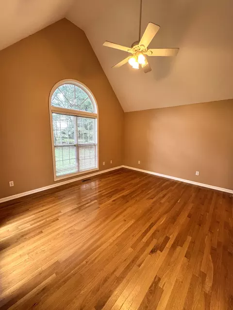 Bedroom - 127 Silver Leaf Cir, Dickson, TN 37055 photo 1 of 5