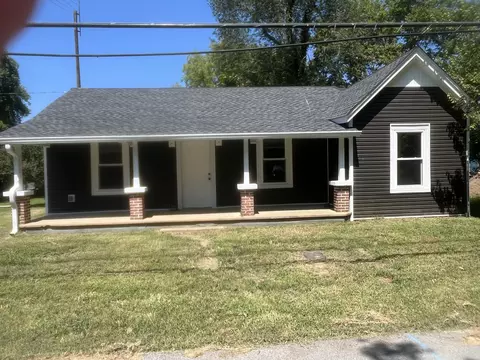 207 E Wyly St, Waverly, TN 37185