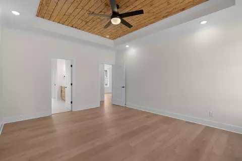 Bedroom - 6932 Cooley Rd, Ooltewah, TN 37363 photo 2 of 7