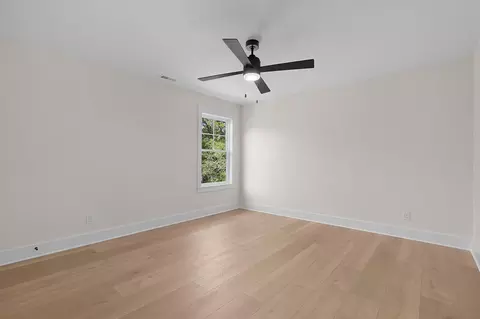 Bedroom - 6932 Cooley Rd, Ooltewah, TN 37363 photo 5 of 7