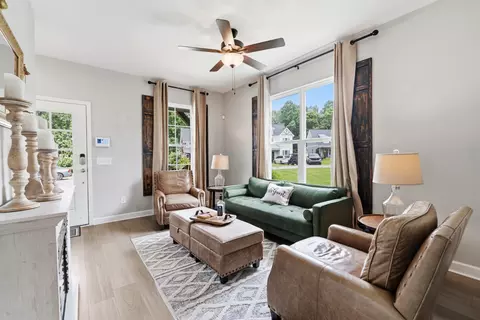 431 Evans Dr, Tullahoma, TN 37388