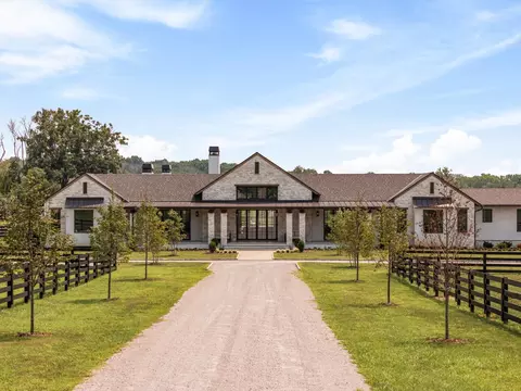 2077 Wilson Pike, Franklin, TN 37067