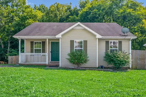 260 Audrea Ln, Clarksville, TN 37042