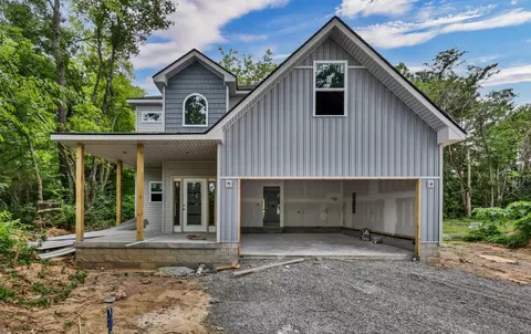 318 Switchgrass Dr, Clarksville, TN 37042