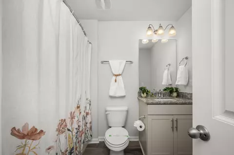 Bath - 342 William Dylan Dr, Murfreesboro, TN 37129 photo 4 of 5