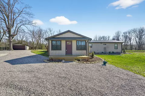 2490 Chestnut Hill Rd, Crossville, TN 38571