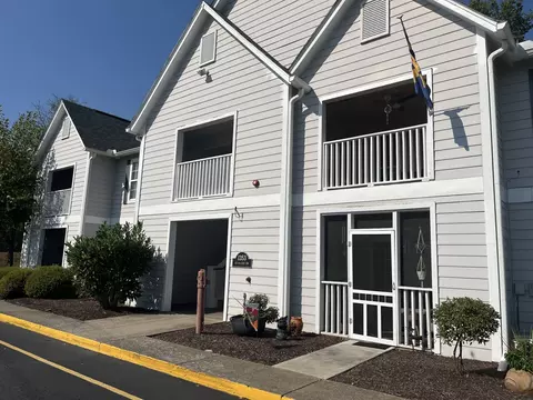 1353 Highway 12 S #102, Ashland City, TN 37015