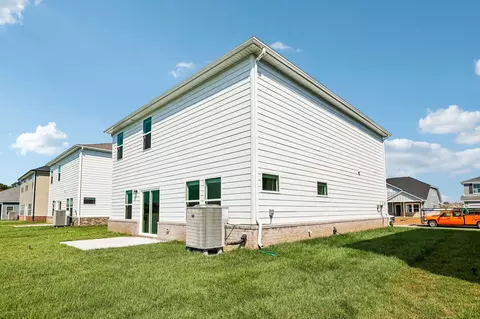 Exterior - 3004 Citrine Dr, Murfreesboro, TN 37127 photo 4 of 7