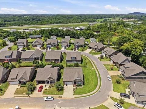 1115 Cross Pointe Dr, Cookeville, TN 38506