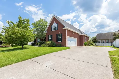 Exterior - 3630 Geneva Dr, Murfreesboro, TN 37128 photo 2 of 10