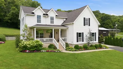 1779 Cayce Springs Rd, Thompsons Station, TN 37179