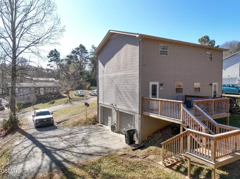 1223 Tina Cir, Talbott, TN 37877 photo 3