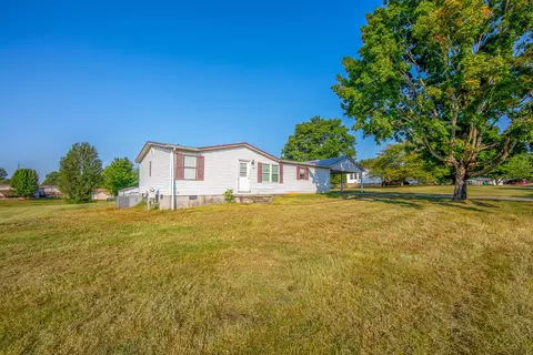380 Meadowood Dr, Talbott, TN 37877 photo 2